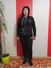 Жіночій чорний спортивний костюм, Туреччина